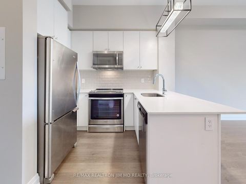 Photo 14 at 416 - 555 William Graham Drive, Rural Aurora, Aurora
