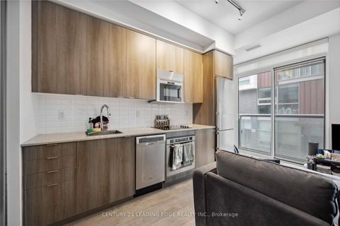 Photo 3 at 208 - 101 Erskine Avenue, Mount Pleasant West, Toronto Photo 3 at 208 - 101 Erskine Avenue, Mount Pleasant West, Toronto