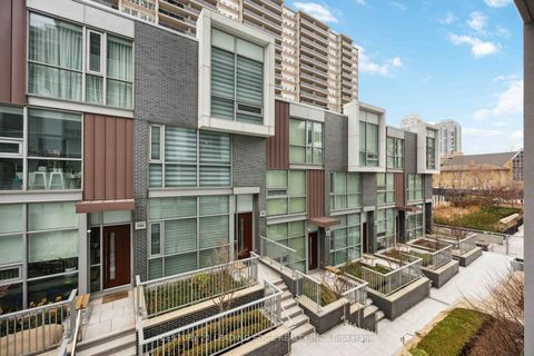 Photo 10 at 208 - 101 Erskine Avenue, Mount Pleasant West, Toronto