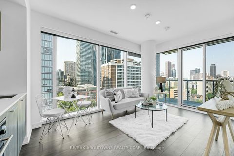 Photo 4 at 1802 - 3 Gloucester Street, Yonge Corridor, Toronto