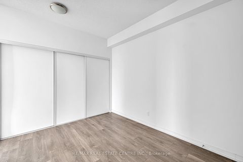 Photo 5 at 805 - 36 Forest Manor Road, Henry Farm, Toronto