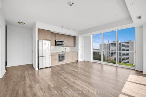 Photo 10 at 805 - 36 Forest Manor Road, Henry Farm, Toronto