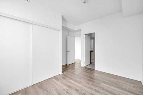 Photo 14 at 805 - 36 Forest Manor Road, Henry Farm, Toronto