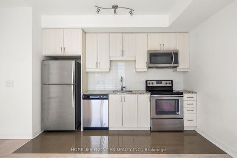 Photo 6 at SW404 - 9191 Yonge Street, Langstaff, Richmond Hill
