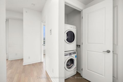 Photo 15 at SW404 - 9191 Yonge Street, Langstaff, Richmond Hill
