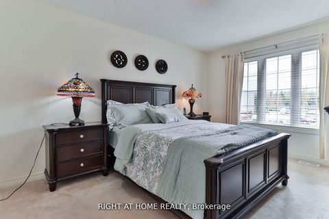 Photo 10 at 72 Jeremiah Lane, Scarborough Village, Toronto