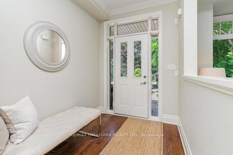 Photo 2 at 7 Tizzard Avenue, Queensway, Toronto