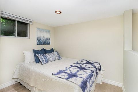 Photo 34 at 7 Tizzard Avenue, Queensway, Toronto