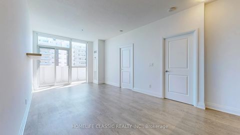 Photo 11 at 507 - 55 Speers Road, QE Queen Elizabeth, Oakville