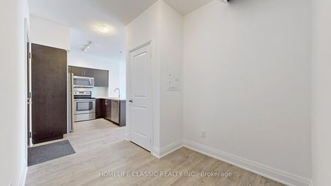 Photo 12 at 507 - 55 Speers Road, QE Queen Elizabeth, Oakville