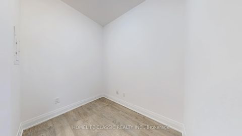 Photo 18 at 507 - 55 Speers Road, QE Queen Elizabeth, Oakville