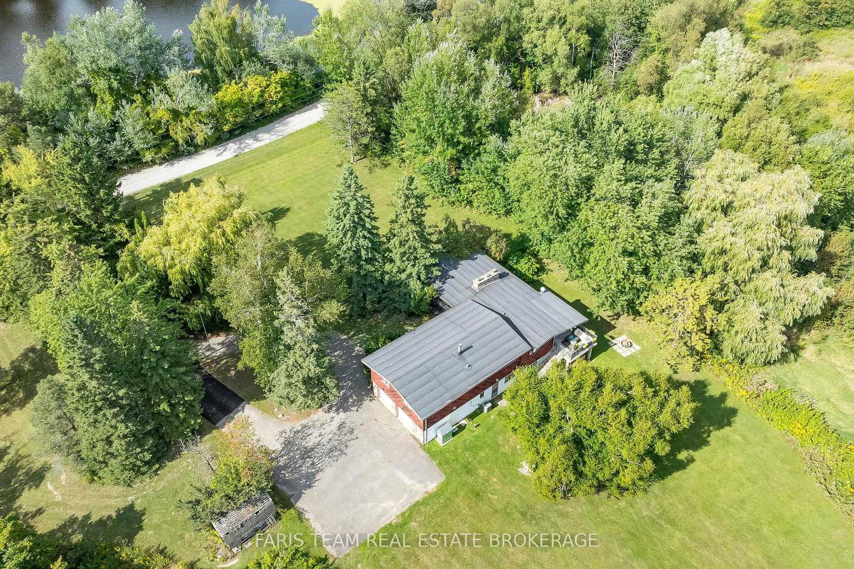 175 South Summit Farm Road, King City, King 