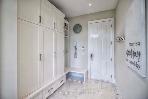 Photo 10 at 122 Burns Boulevard, King City, King