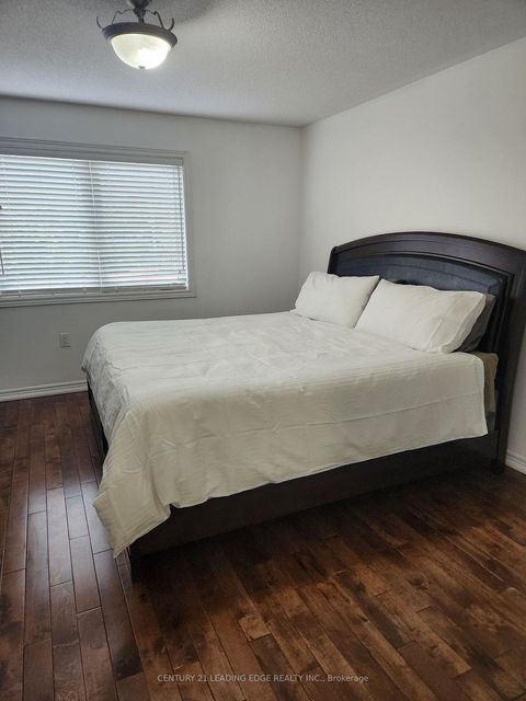 Photo 8 at 12 Pringdale Gardens Circle, Eglinton East, Toronto