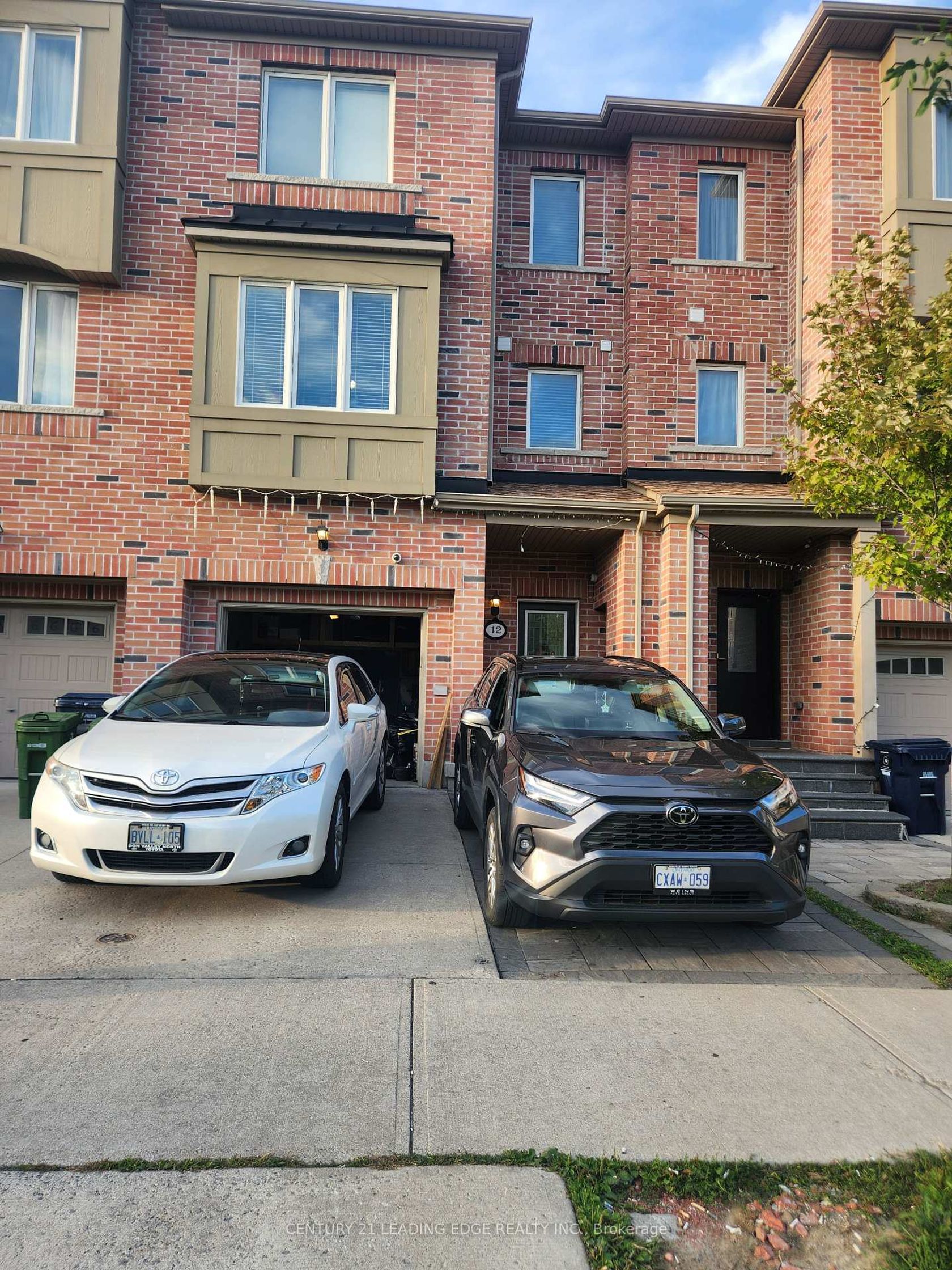12 Pringdale Gardens Circle, Eglinton East, Toronto 