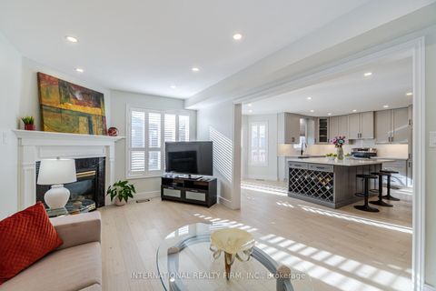 Photo 16 at 67 Rosanna Crescent, Maple, Vaughan