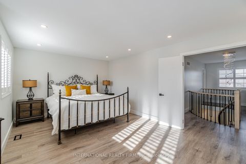 Photo 23 at 67 Rosanna Crescent, Maple, Vaughan