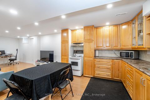 Photo 40 at 67 Rosanna Crescent, Maple, Vaughan