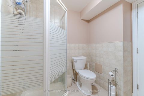 Photo 42 at 67 Rosanna Crescent, Maple, Vaughan