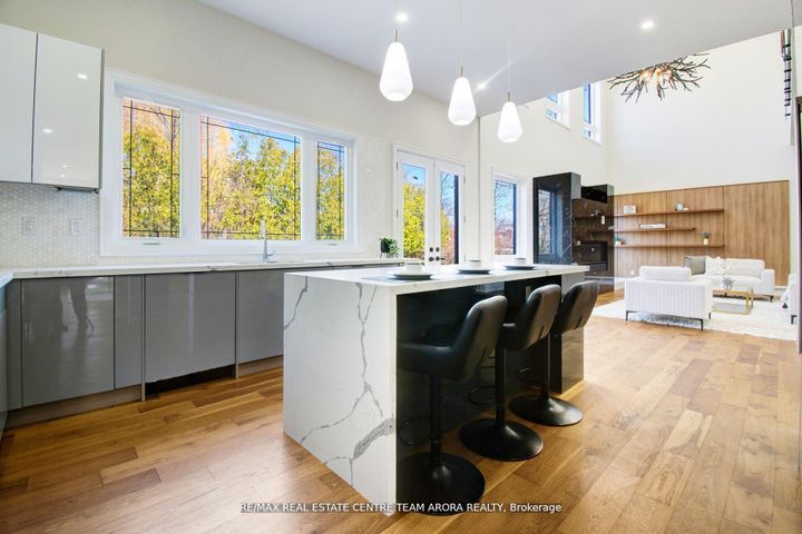 Photo 18 at 1325 Rebecca Street, WO West, Oakville