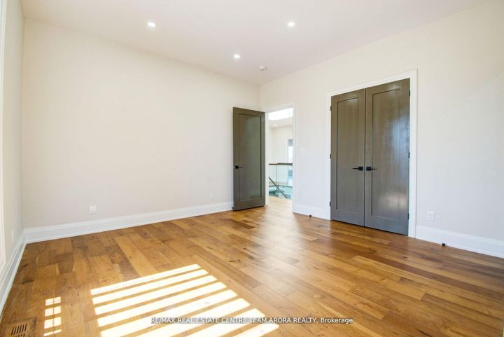 Photo 34 at 1325 Rebecca Street, WO West, Oakville