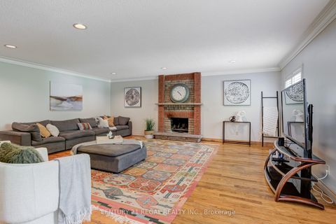 Photo 2 at 52 Ranee Avenue, Lawrence, Toronto