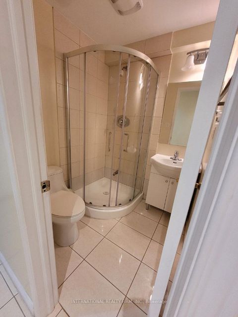 Photo 3 at 23 Hackett Avenue, York University Heights, Toronto
