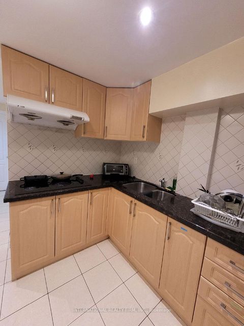 Photo 4 at 23 Hackett Avenue, York University Heights, Toronto