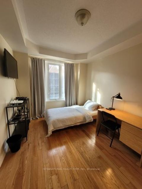 Photo 16 at 23 Hackett Avenue, York University Heights, Toronto