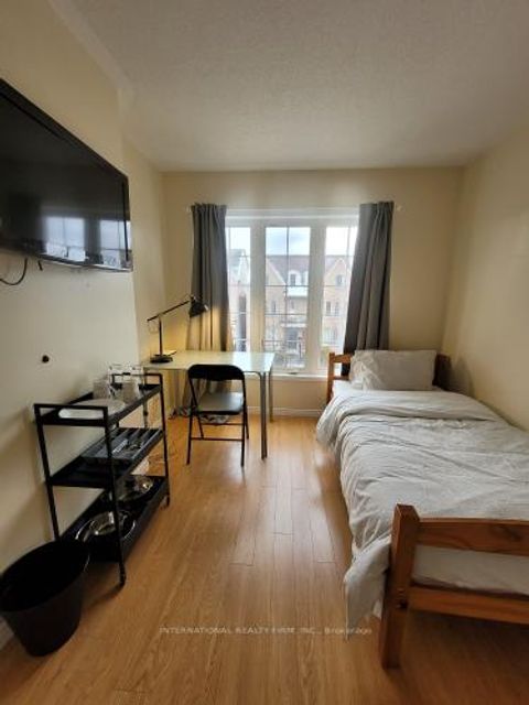 Photo 36 at 23 Hackett Avenue, York University Heights, Toronto