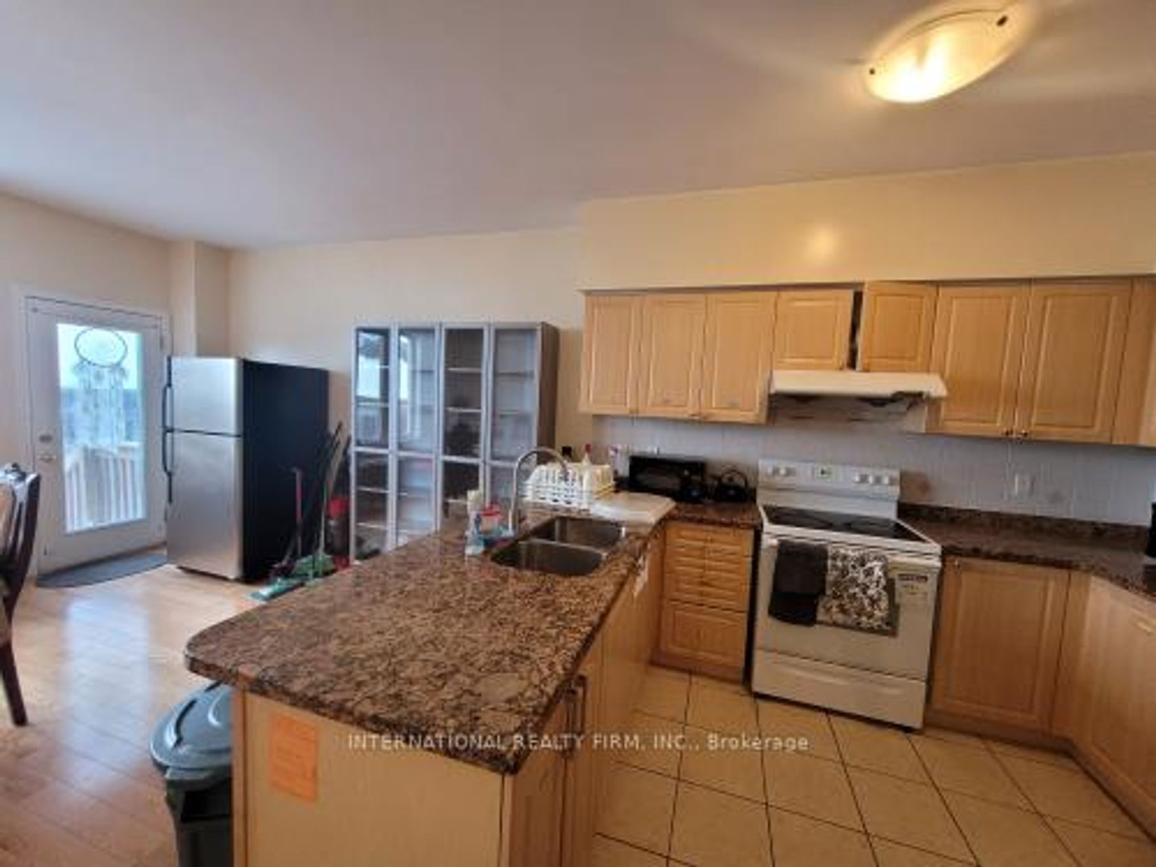 23 Hackett Avenue, York University Heights, Toronto 