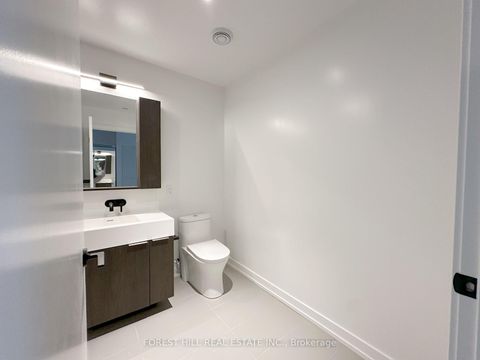 Photo 13 at 2408 - 127 Broadway Avenue, Mount Pleasant West, Toronto