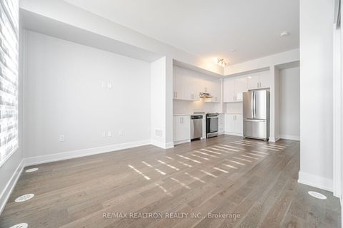 Photo 7 at L142 - 9580 Islington Avenue, Sonoma Heights, Vaughan