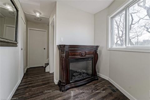 Photo 16 at 564 Lyons Lane, QE Queen Elizabeth, Oakville