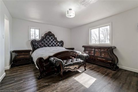Photo 18 at 564 Lyons Lane, QE Queen Elizabeth, Oakville