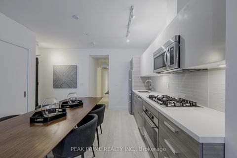 Photo 8 at 501 - 224 King Street W, Waterfront Communities C1, Toronto