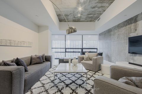 Photo 9 at 501 - 224 King Street W, Waterfront Communities C1, Toronto