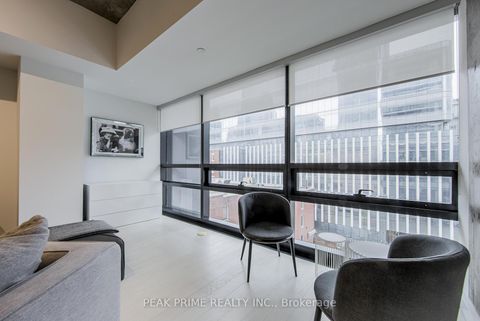 Photo 15 at 501 - 224 King Street W, Waterfront Communities C1, Toronto