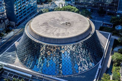 Photo 22 at 501 - 224 King Street W, Waterfront Communities C1, Toronto
