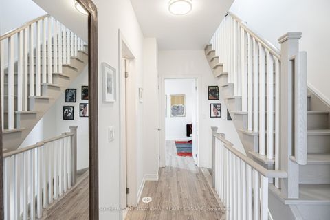 Photo 7 at 4 - 1331 Gerrard Street, Coxwell, Toronto