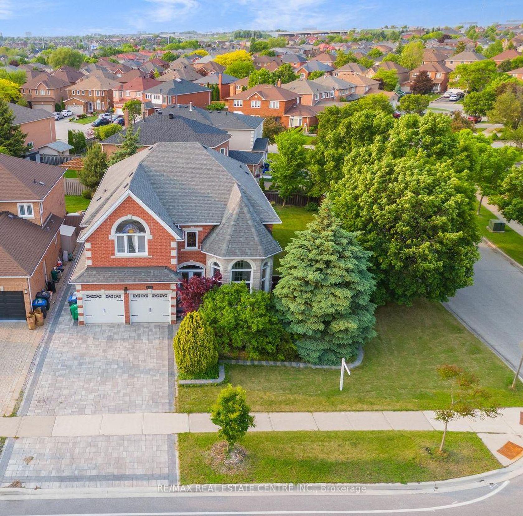 6361 Donway Drive, East Credit, Mississauga 