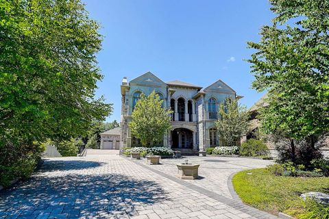 Photo 3 at 71 Grandvista Crescent, Vellore Village, Vaughan