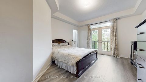 Photo 18 at 76 Puisaya Drive, Rural Richmond Hill, Richmond Hill