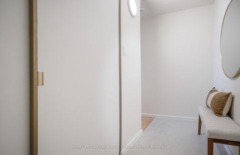 Photo 5 at 1702 - 715 Don Mills Road, Flemingdon Park, Toronto