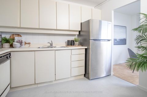 Photo 14 at 1702 - 715 Don Mills Road, Flemingdon Park, Toronto