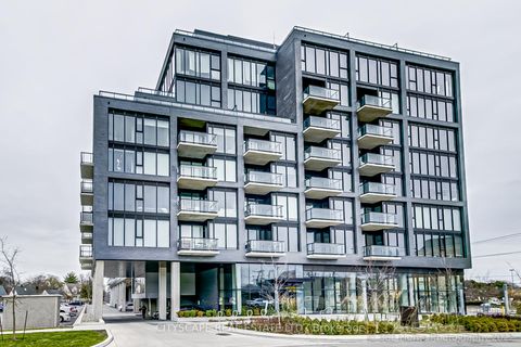 Photo 1 at Ph 810 - 7 Smith Crescent, Queensway, Toronto
