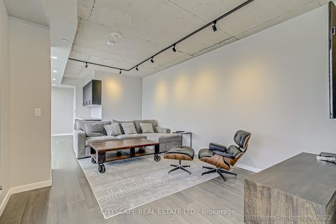 Photo 3 at Ph 810 - 7 Smith Crescent, Queensway, Toronto