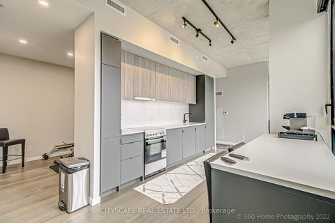 Photo 20 at Ph 810 - 7 Smith Crescent, Queensway, Toronto