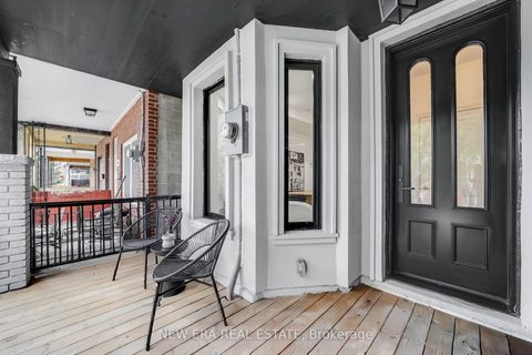 Photo 1 at 283 Clinton Street, Little Italy, Toronto