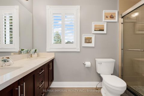 Photo 33 at 263 Upper Highland Crescent, Windfields, Toronto